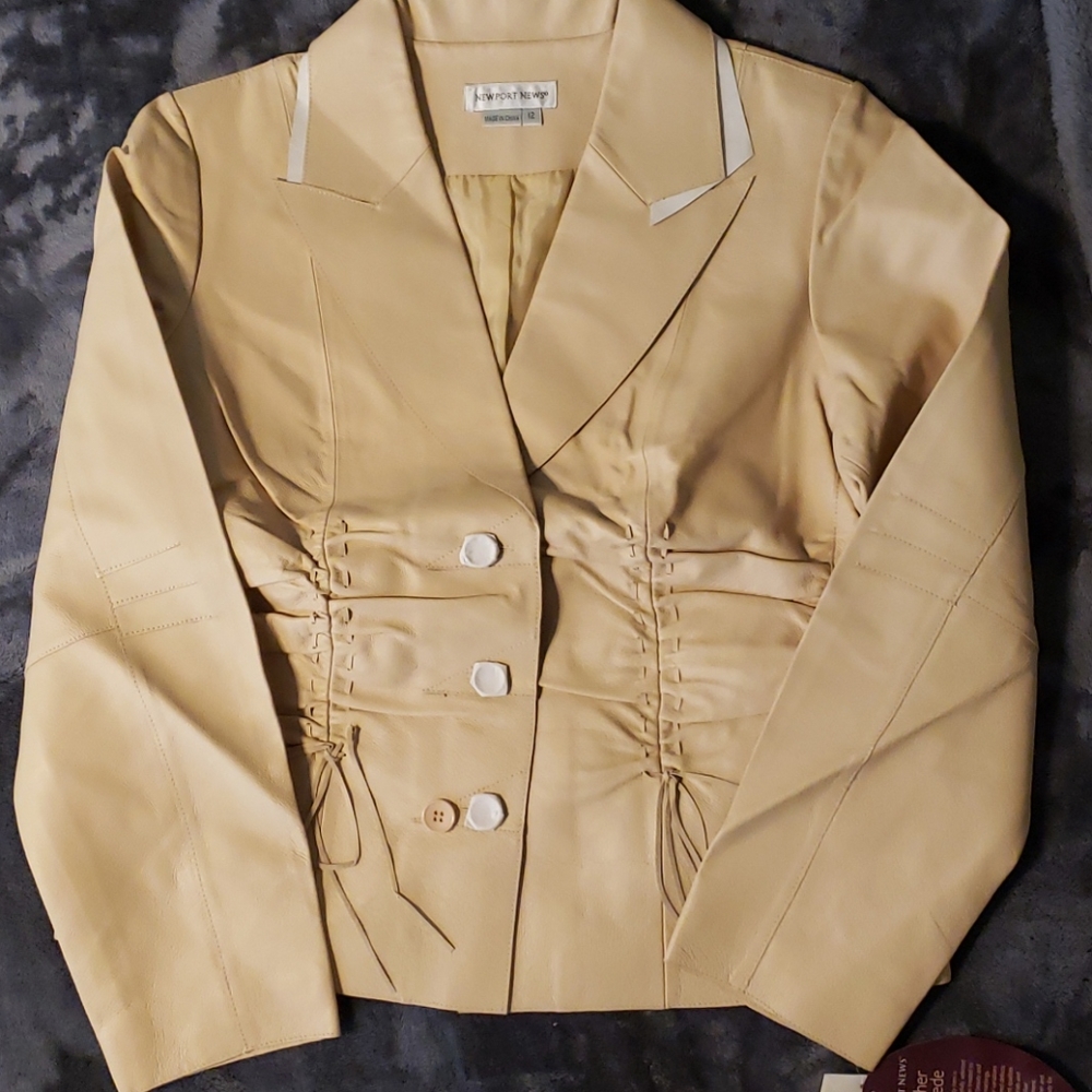 Leather jacket - Picture 5 of 5
